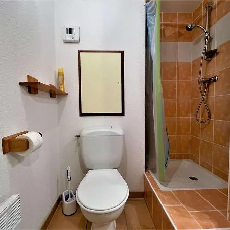 Duplex 8 Personnes Proche Pistes Et Commerces - Fr-1-651-1 Apartment *